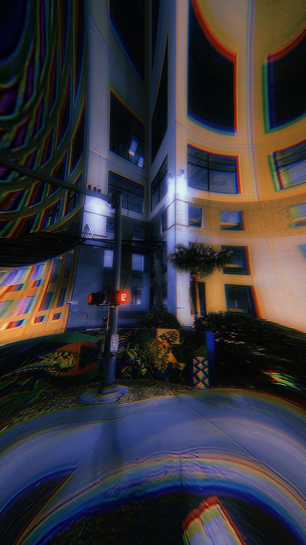 Photo shot with Liquid Lens: night city street with chromatic aberration